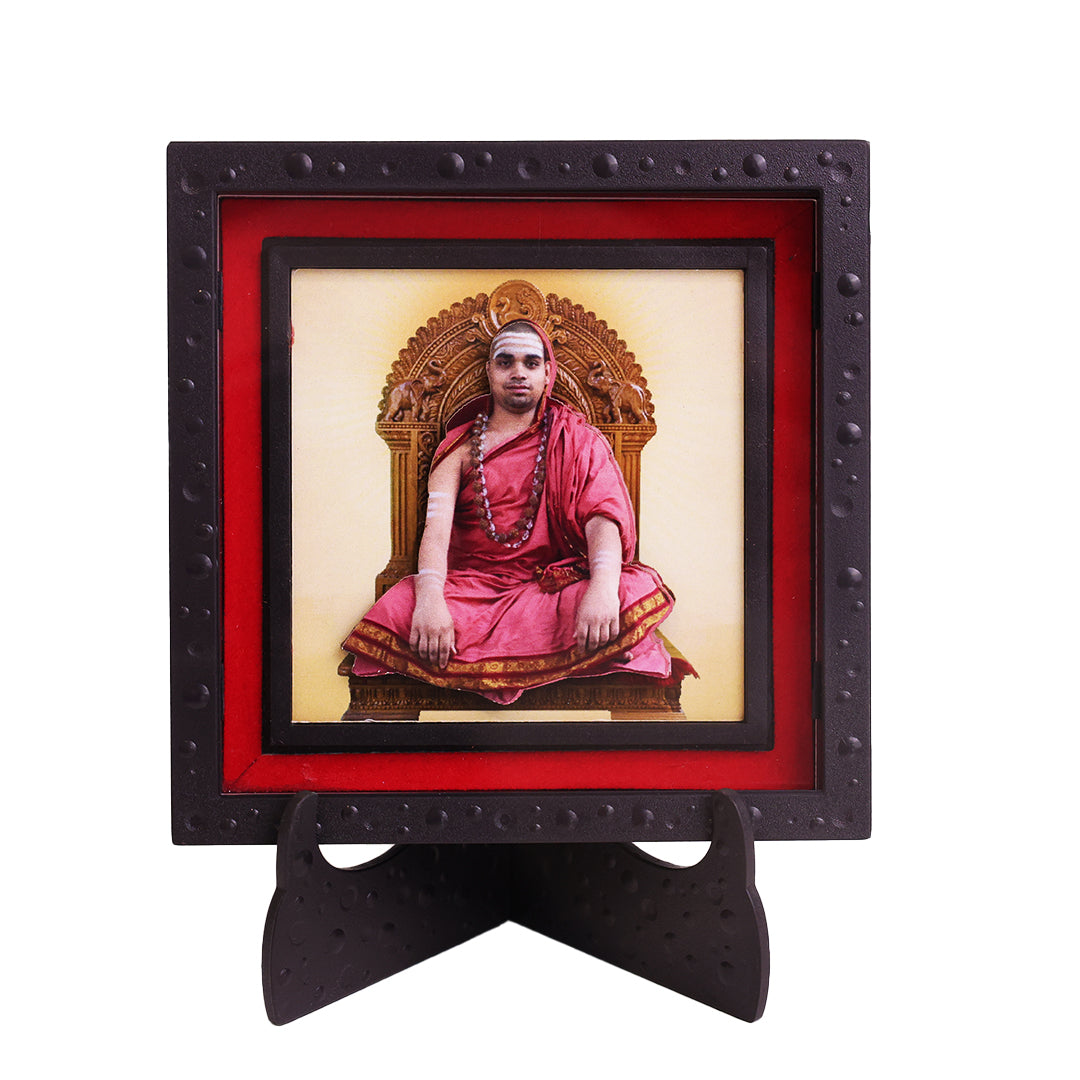Classic 3D Sringeri Maharaj Photo Frame for Home Temple | Divine Guru Spiritual Decorative Frame with Stand | Religious Pooja Room Decor for Home Office Mandir | Devotional Gift Item