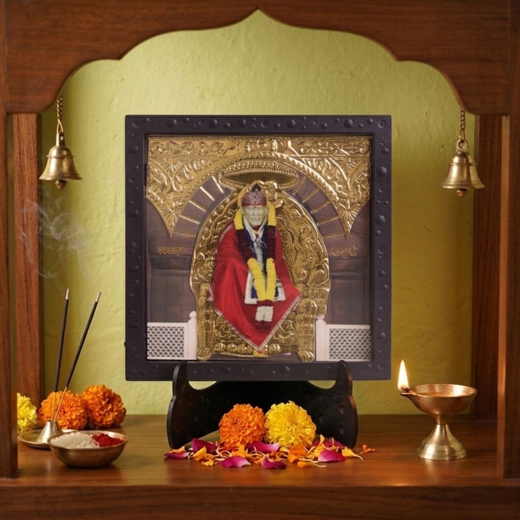 Classic 3D Shirdi Sai Baba Deity Photo Frame with Stand for Home Temple | Sai Baba Spiritual Photo Frame for Pooja Room, Office Desk & Meditation Space | Religious Home Decor | Devotional Gift Item & Sacred Souvenir