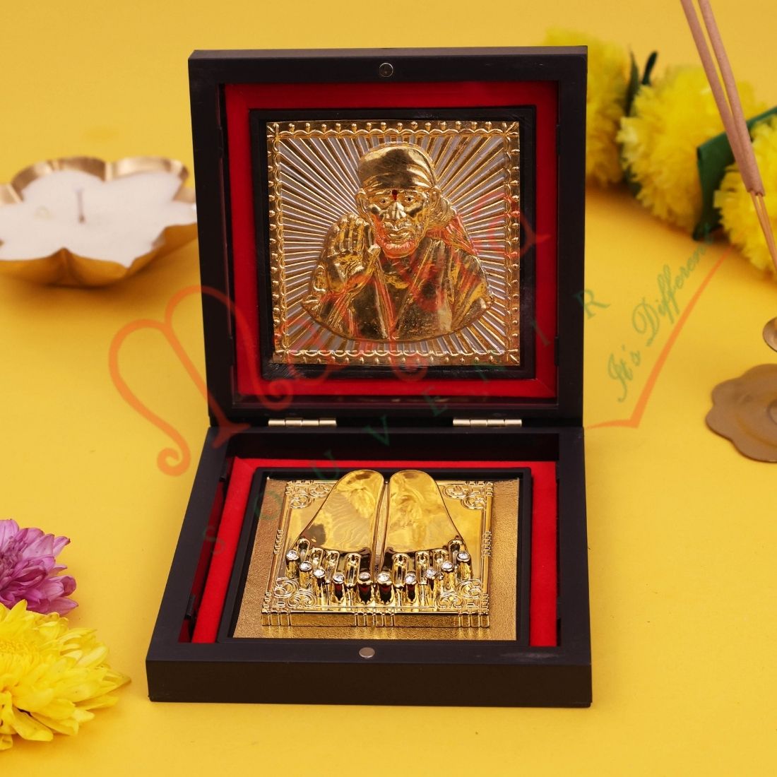 Yantram Divine Shirdi Sai Baba Charan Paduka Box – Sacred Desktop Altar & Spiritual Blessing Gift