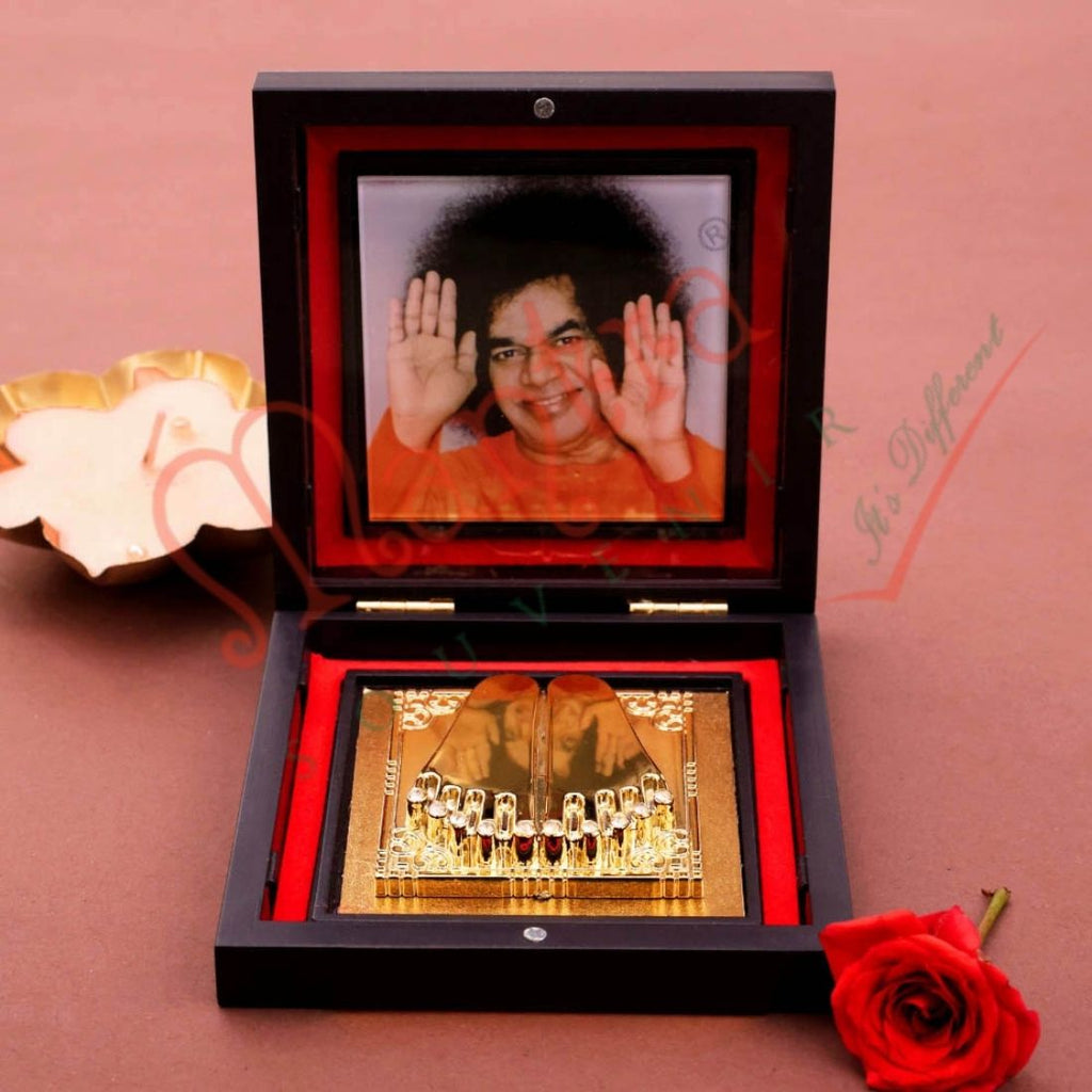 Yantram 3D Satya Sai Baba Gold-Plated Charan Paduka Box – Sacred Desktop & Home Mandir Blessing