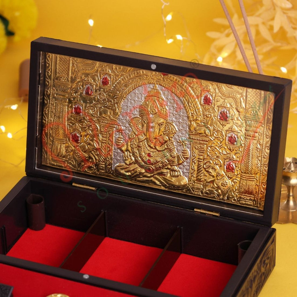 Divine 3D Siddhivinayak Ganesha Premium Corporate Gift Box – Gold-Plated Charan Paduka & Vighnaharta Mantra Edition