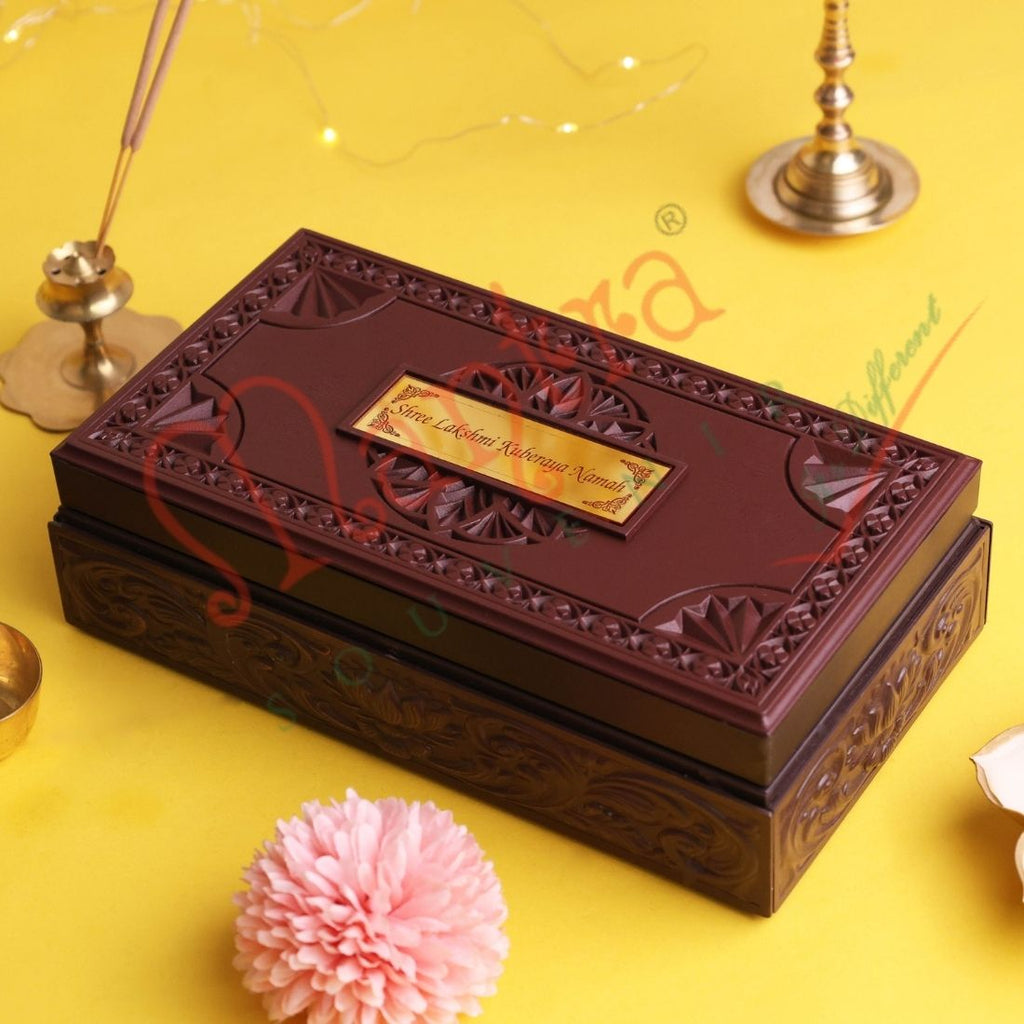 Kuber Laxmi Premium Corporate Gift Box – Gold-Tone Yantra & Stone-Studded Charan Paduka Set