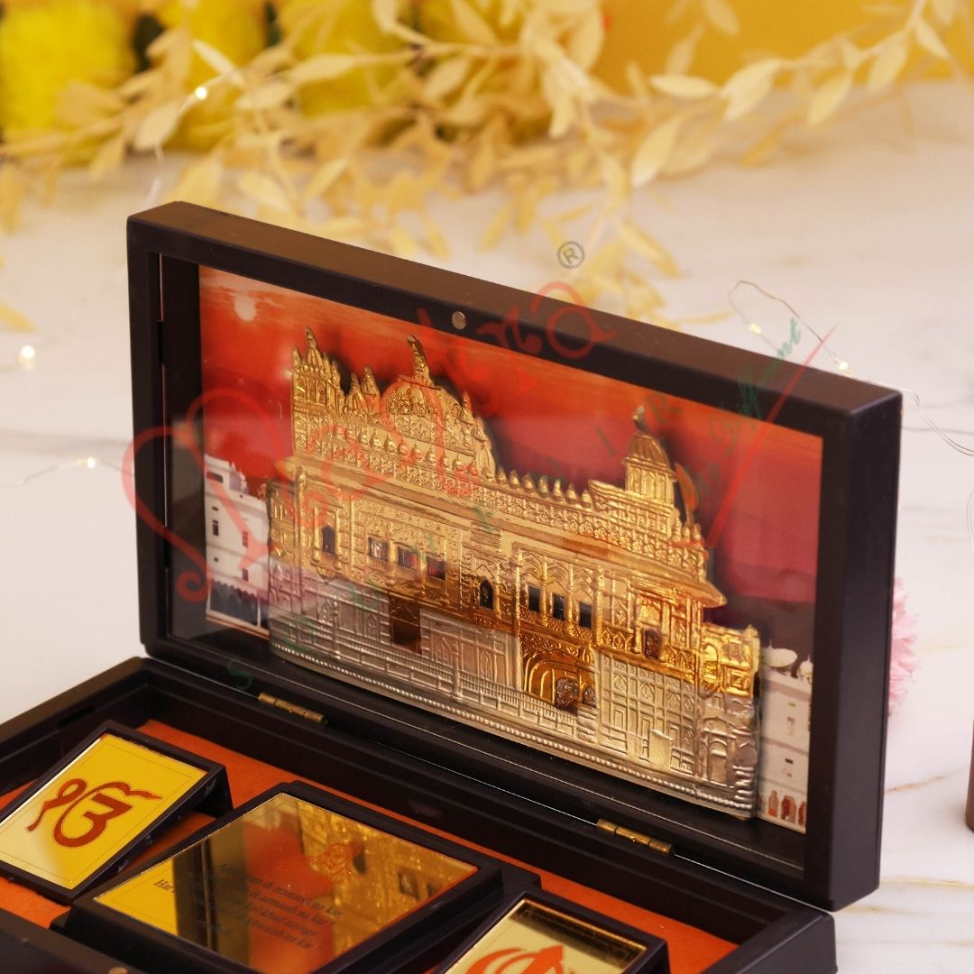 Deluxe 3D Golden Temple Amritsar Spiritual Gift Box – Gold Plated ABS Polymer Sri Harmandir Sahib Frame with Ik Onkar & Khanda Symbols for Home, Office & Gifting
