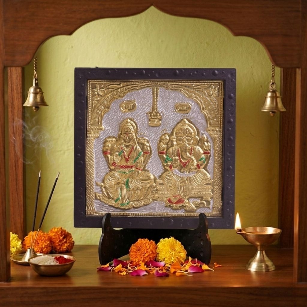 Classic Laxmi Ganesh Gold Deity Photo Frame with Stand for Home Temple | Premium Lakshmi Ganesh Spiritual Photo Frame for Pooja Room, Office Desk & Home Decor | Religious Diwali Gift Item for Housewarming & Festivals