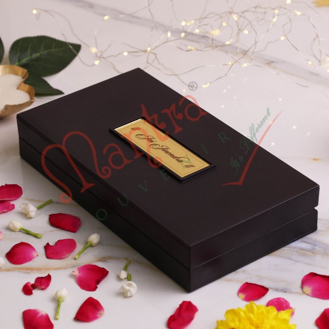Gold Plated Girnar Ji Mahatirth Charan Paduka Box – Premium ABS Polymer Jain Pilgrimage Souvenir – Divine Girnar Hill Blessing Gift for Home & Office