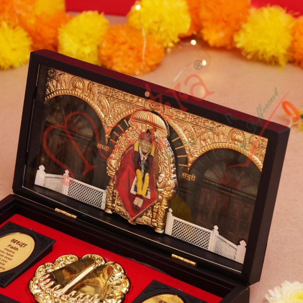 Deluxe 3D Shirdi Sai Baba Gold Plated Frame Box – Premium ABS Polymer Spiritual Souvenir with Charan Paduka for Home Mandir & Office