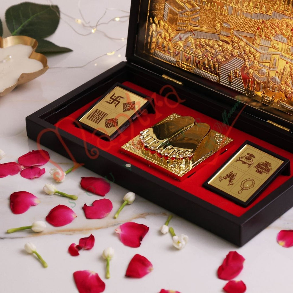Gold Plated Shatrunjay Mahatirth Palitana Charan Paduka Frame Box – Premium ABS Polymer Jain Tirth Souvenir – Divine Shatrunjay Mountain Blessing Gift for Home & Office