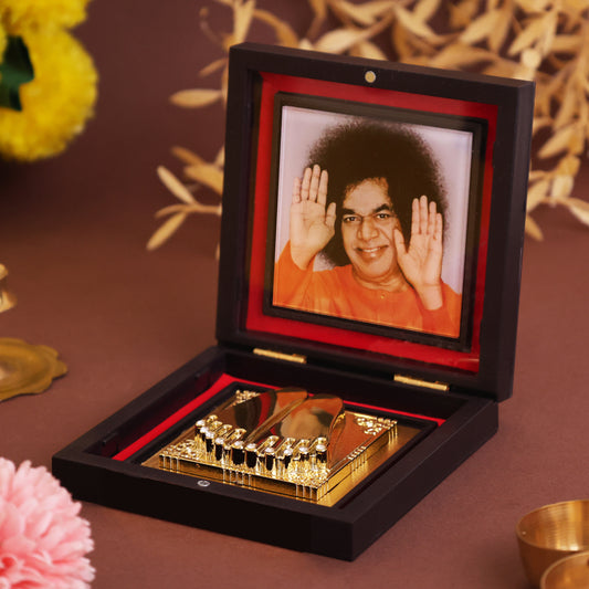 3D Satya Sai Baba Gold-Plated Charan Paduka Box – Sacred Desktop & Home Mandir Blessing