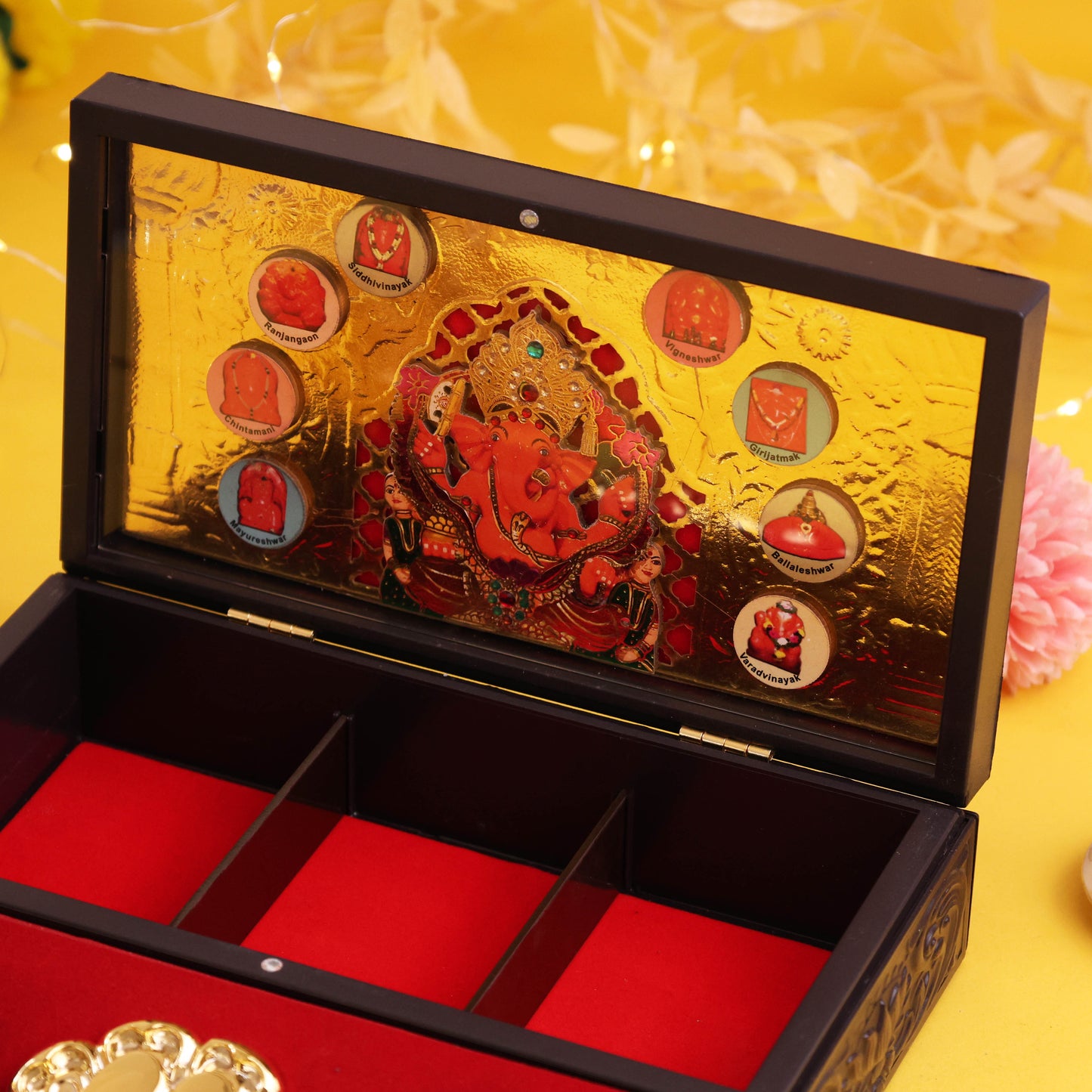 Divine 3D Siddhivinayak Ganesha Premium Gift Box – Charan Paduka & Ashtavinayak Blessings Edition